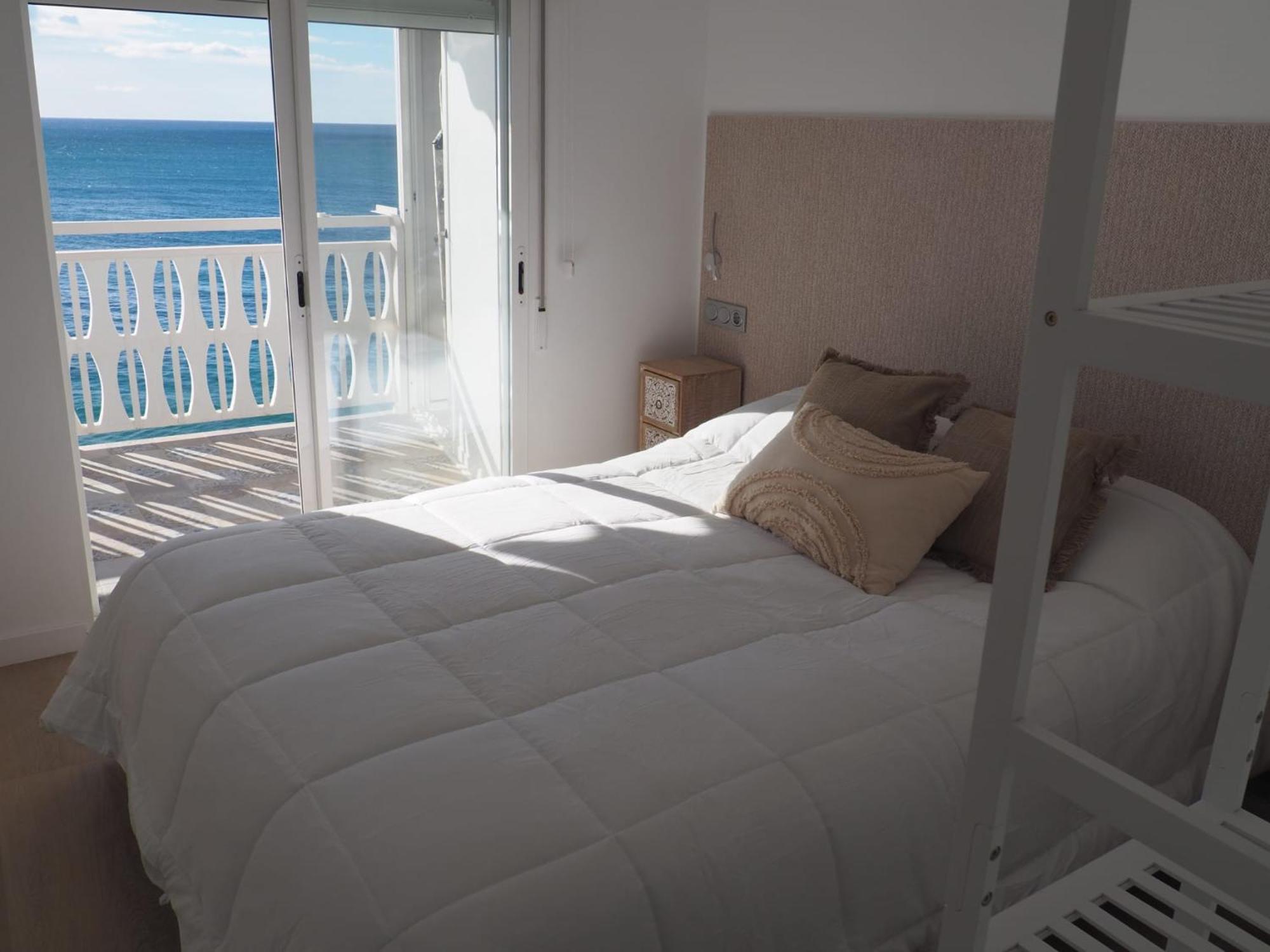 Apartamento L'Espigo De Saoret Primera Linea Playa Centro Soleado Y Recien Renovado La Vila Joiosa Extérieur photo
