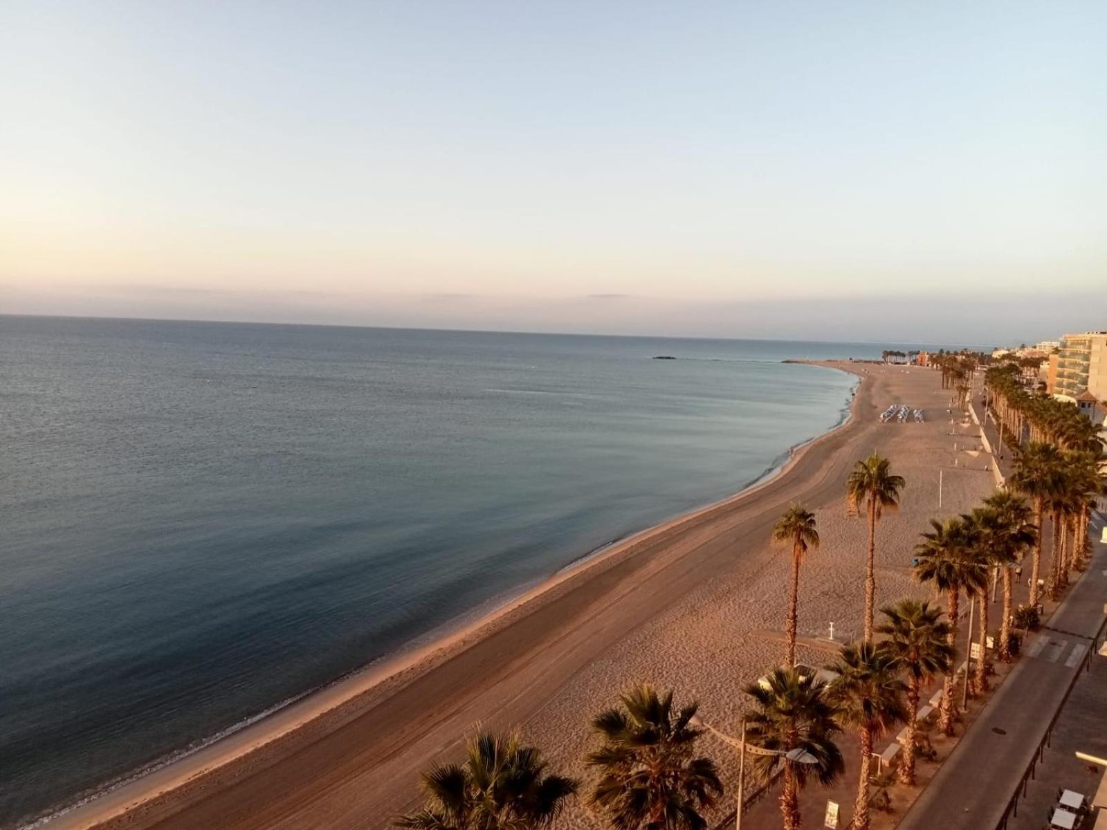 Apartamento L'Espigo De Saoret Primera Linea Playa Centro Soleado Y Recien Renovado La Vila Joiosa Extérieur photo
