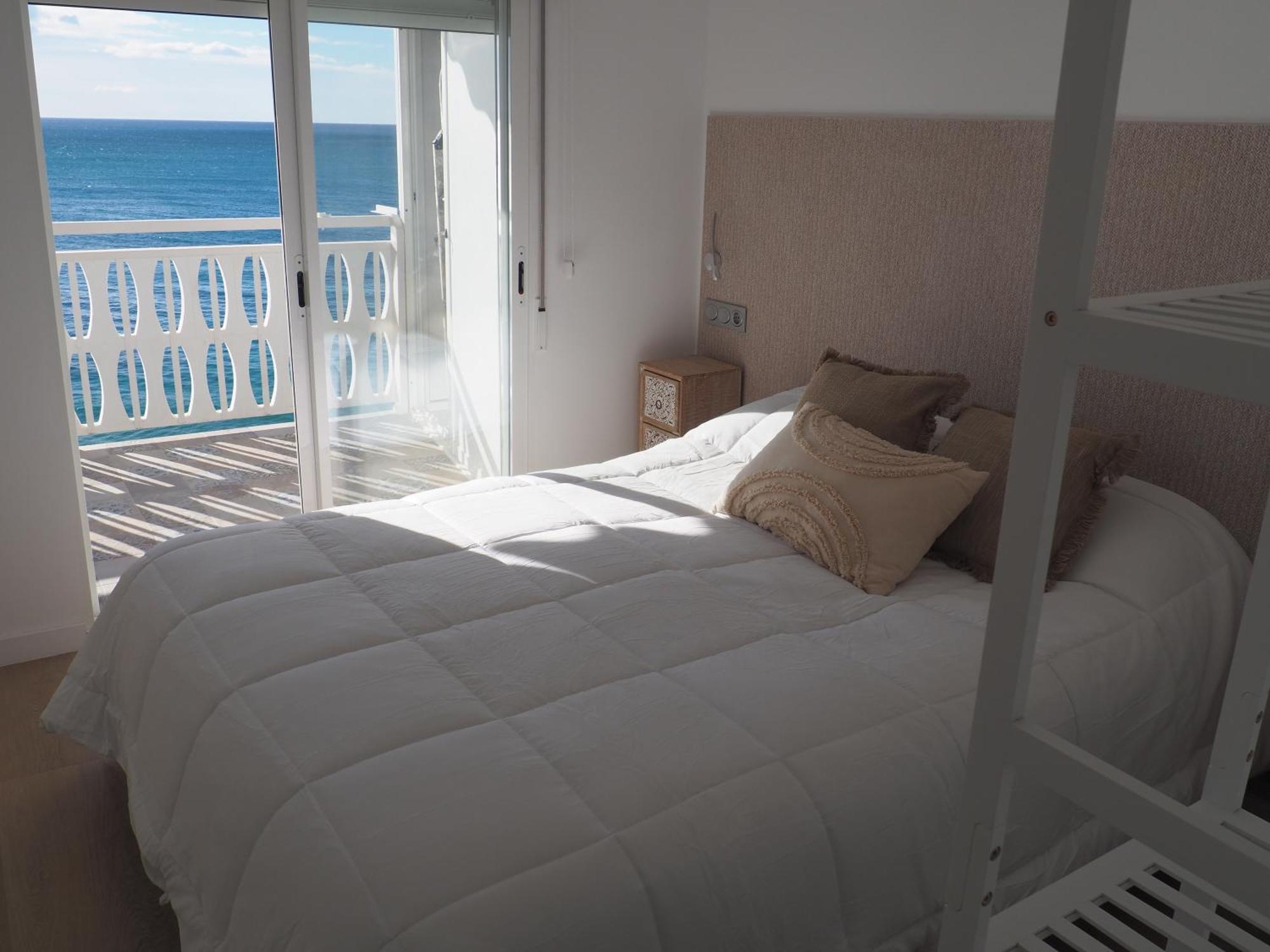 Apartamento L'Espigo De Saoret Primera Linea Playa Centro Soleado Y Recien Renovado La Vila Joiosa Extérieur photo